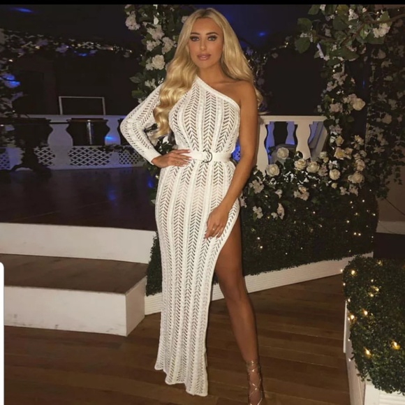 One Sleeve Knit Dress - Picture 2 of 8